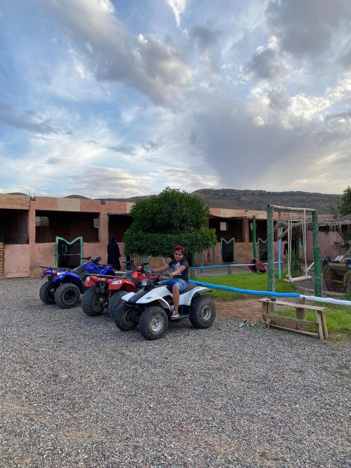 Villa Les Cavaliers Chez Yassine Marrakesh Exterior foto